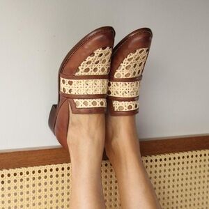 Manolita Palhoca Oxford NY size 6